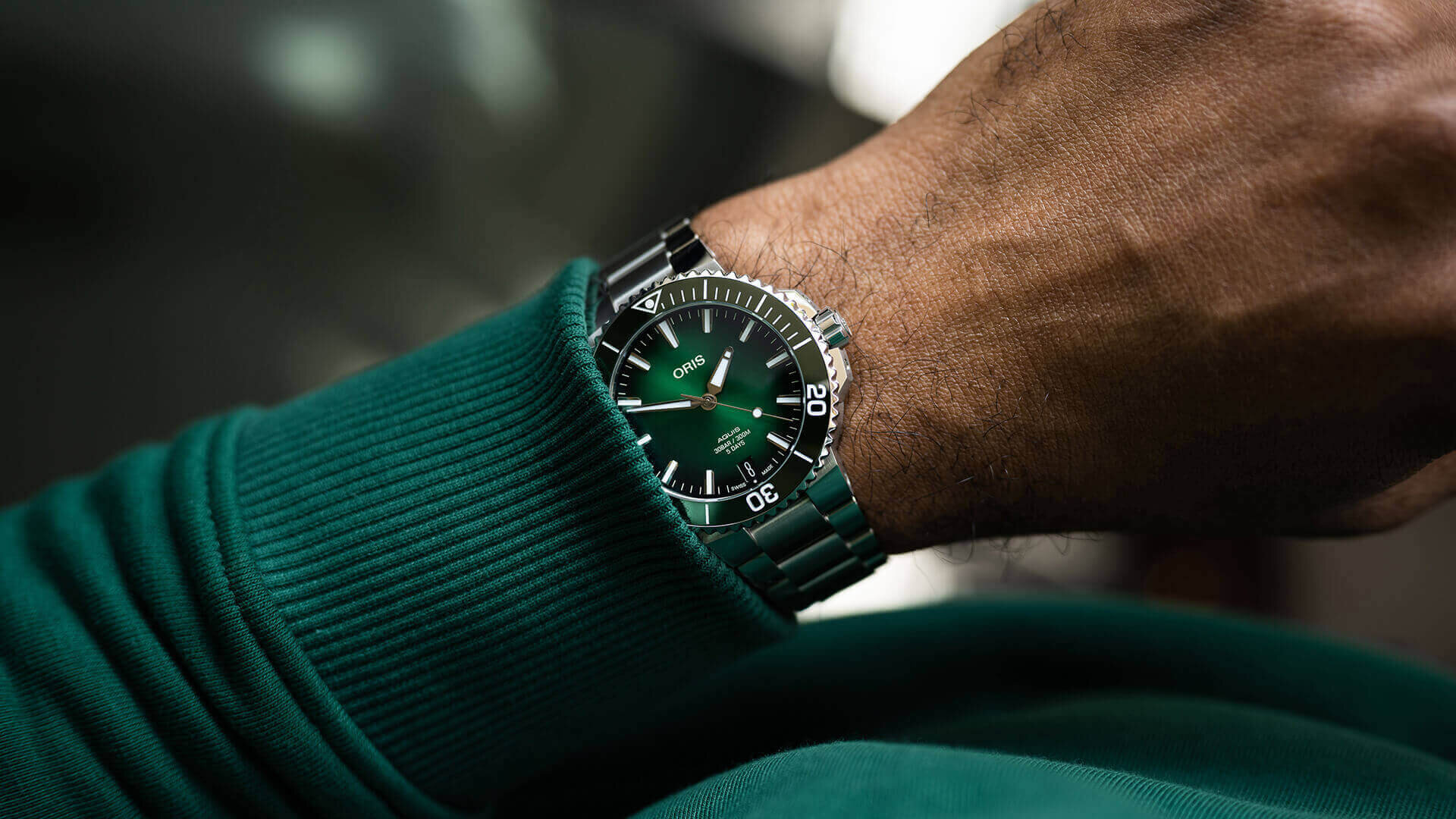 アクイス デイト キャリバー400 - ORIS - 栃木・茨城の腕時計正規販売 