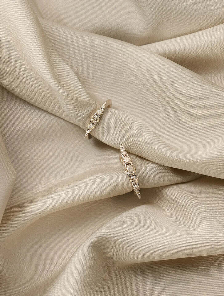 brown-diamond-naked-straight.jpg
