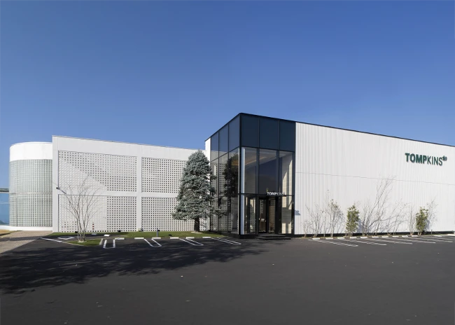 TOMPKINS 佐野 外観（栃木県佐野市高萩町42-1）