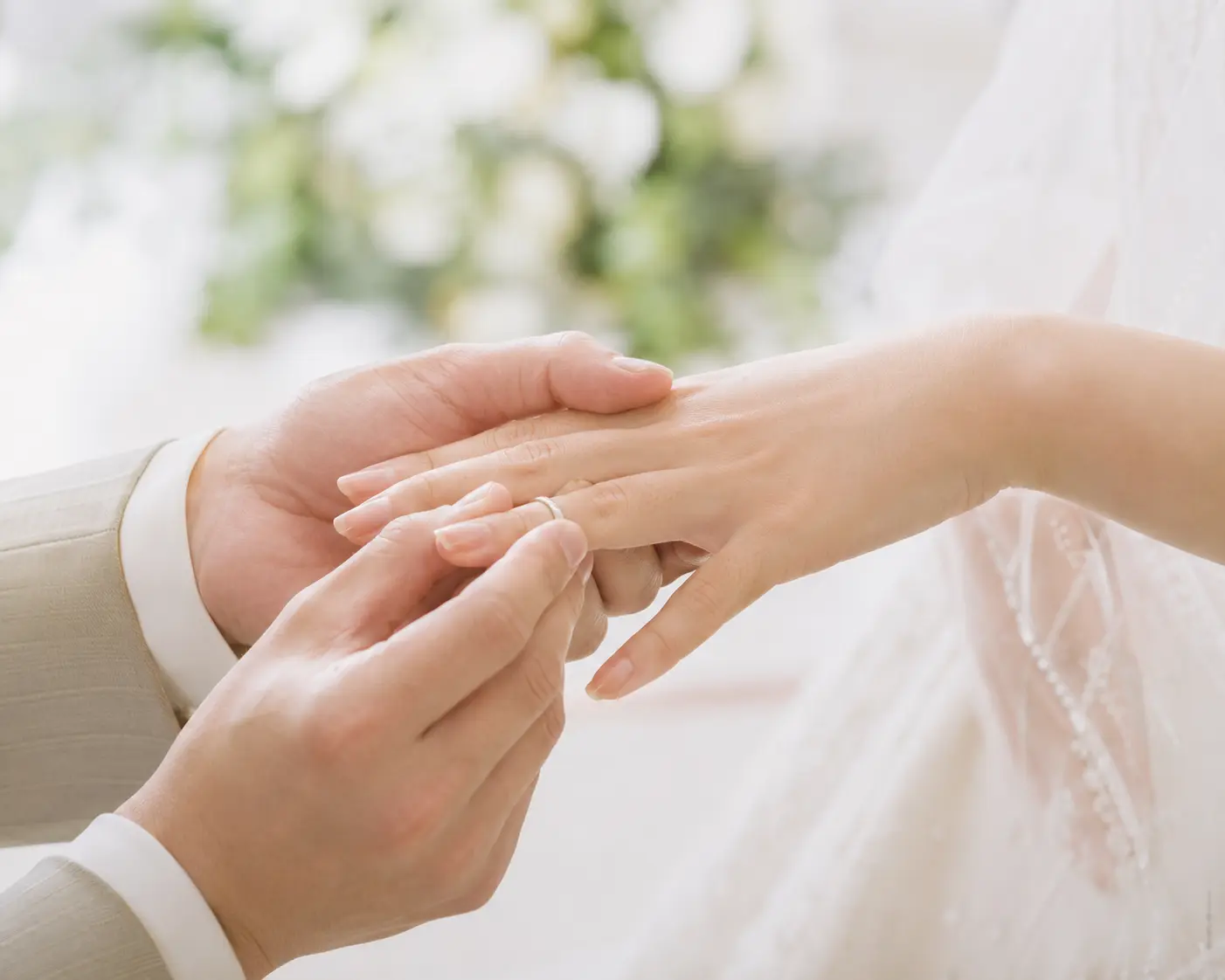 結婚指輪をつけ始めるタイミングのイメージ